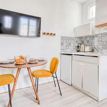 Appartement Proche Mairie Du 14e Arrondissement - Iv Parijs